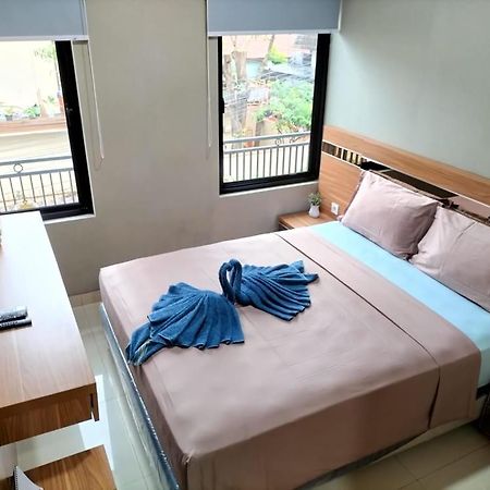 Cozy Residence Tomang Jakarta Eksteriør billede