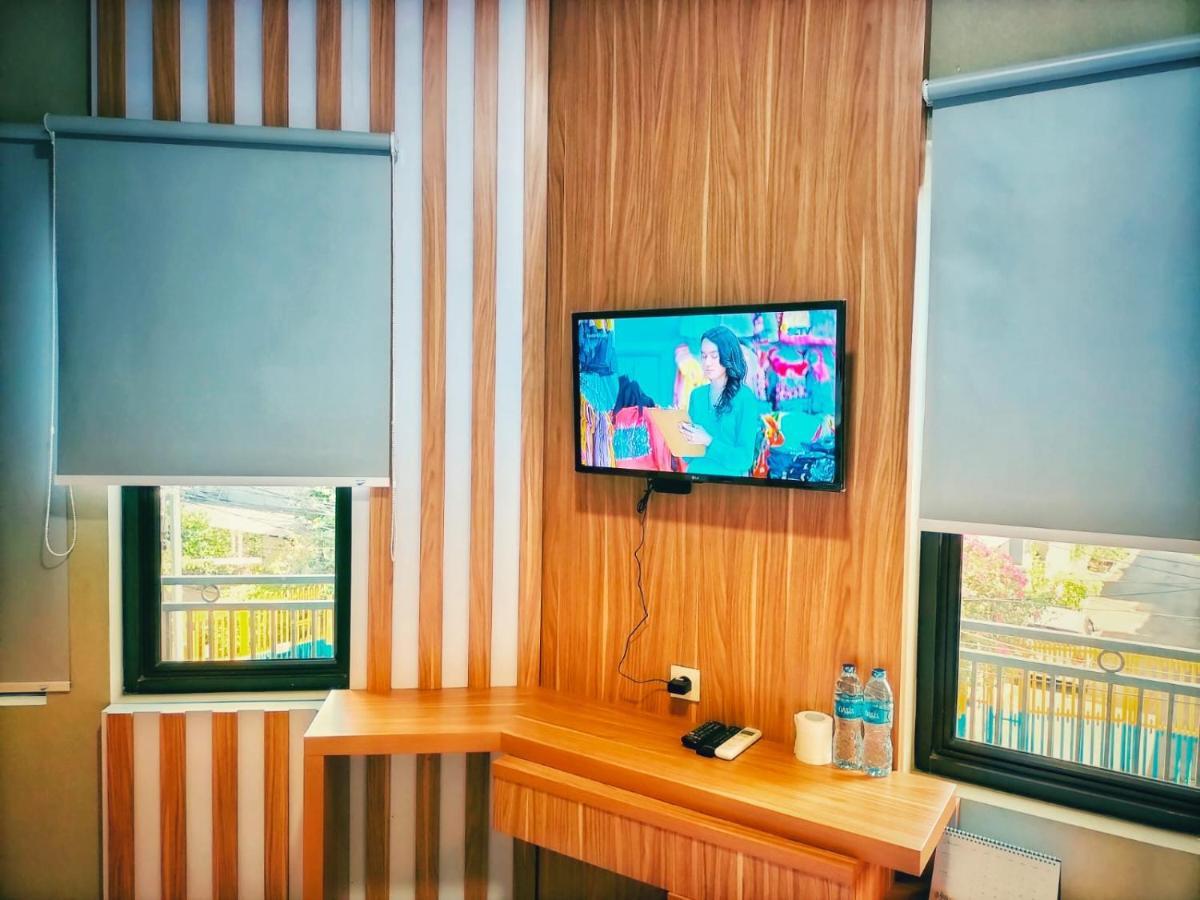 Cozy Residence Tomang Jakarta Eksteriør billede